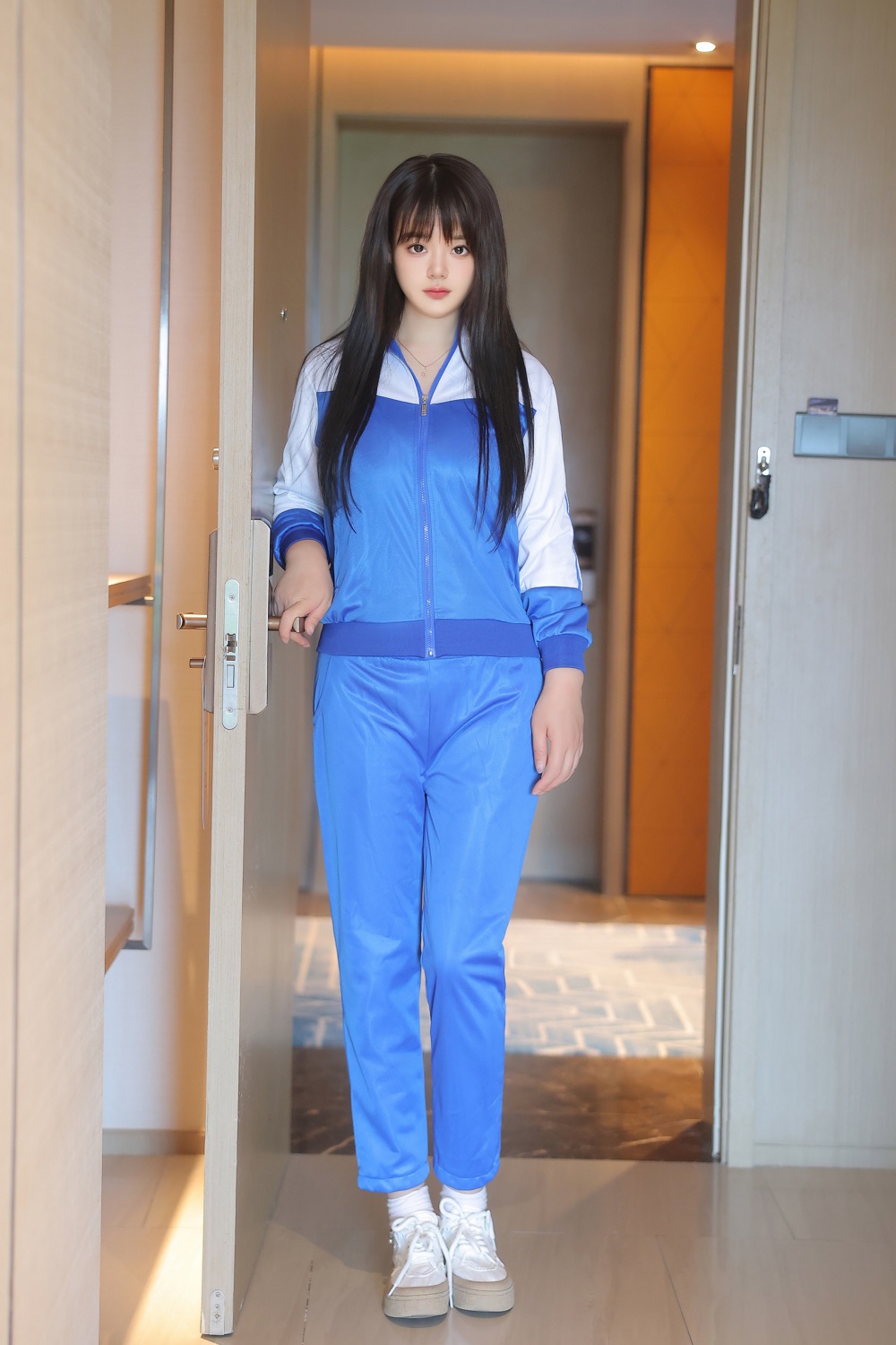 陈柒柒-内购助力作品-蓝色校服学妹[87P+1V] 写真散本 预览1图