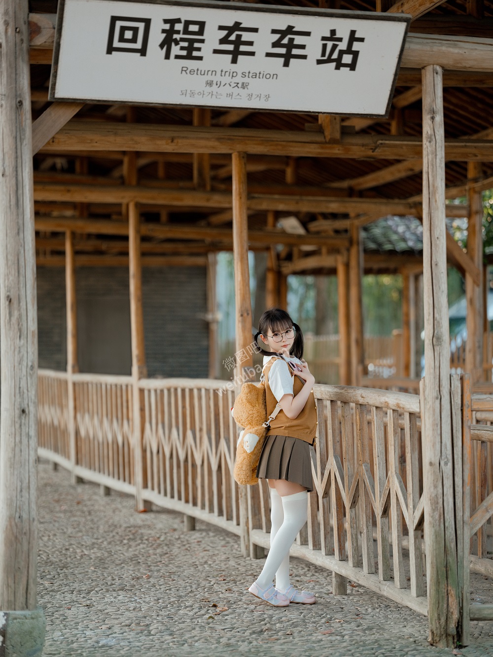 幼水铃衣-迷失的生命[61P+2V] 稀缺图包 预览1图