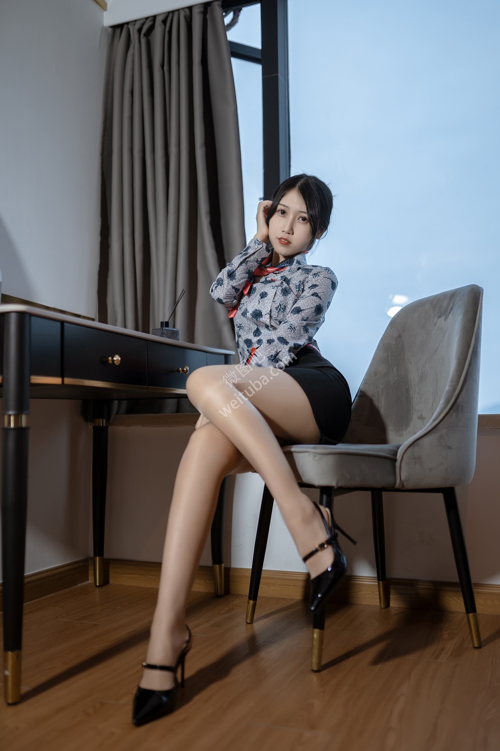 不呆猫-东航空姐制服[66P+1V] 稀缺图包 预览2图