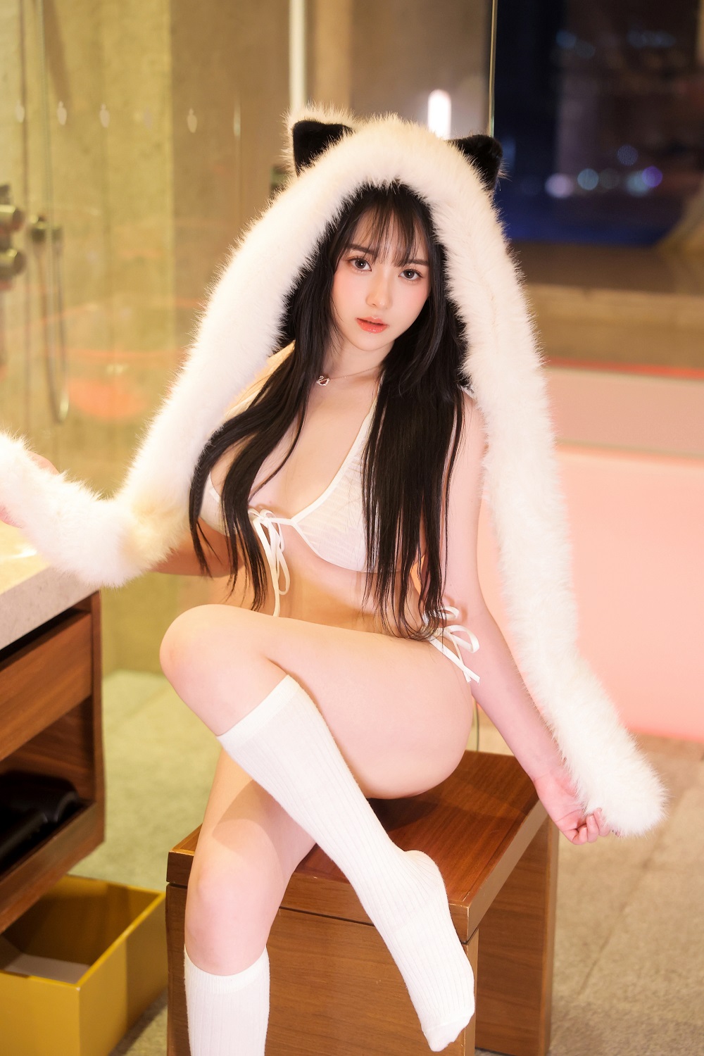 软情-内购助力作品-浴室内衣白袜[73P] 写真散本 预览2图