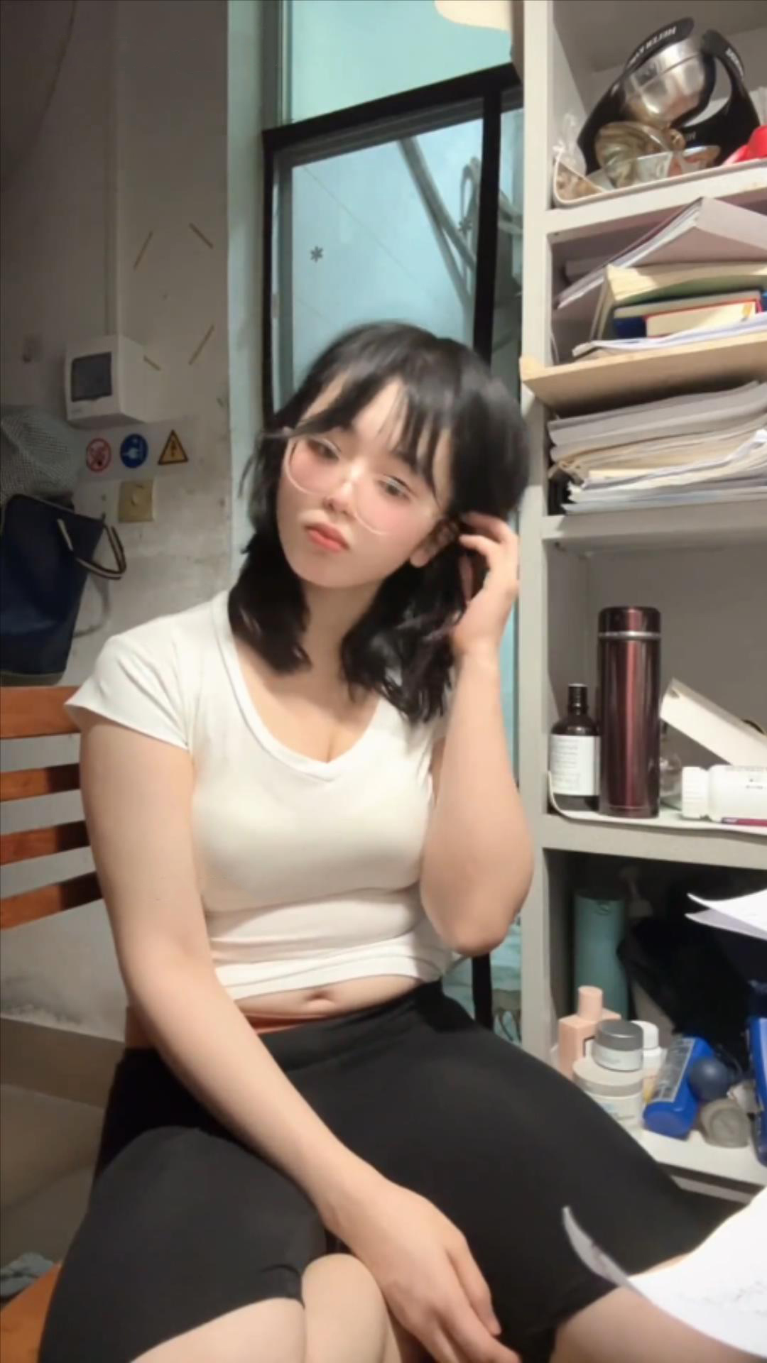 uu生物老师/uu酱酱爱生物-福利视频集[14V] 写真散本 预览3图